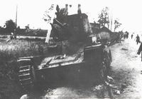Июль 1941 г. Немецкий танк, подбитый во время контрудара.